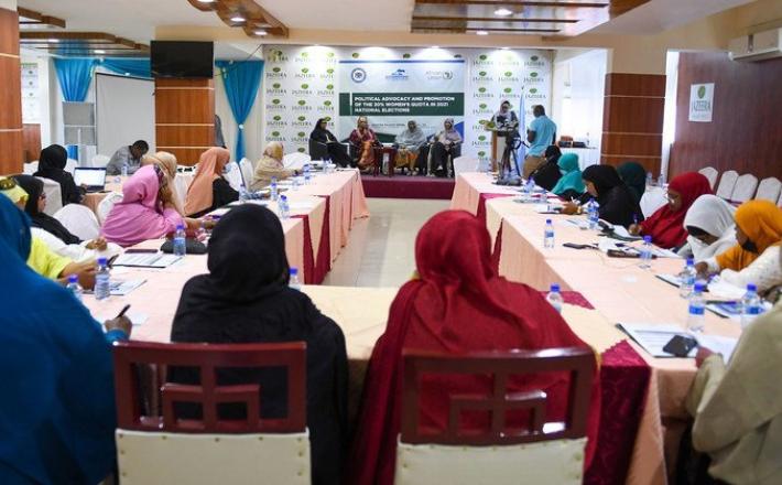 مرشحات لمجلس النواب في الصومال يحضرن منتدى للمشاركة السياسية في الصومال