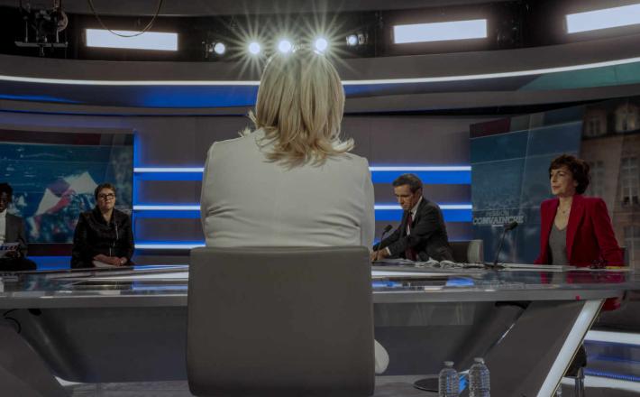 Marine Le Pen, candidate RN à l’élection présidentielle, invitée sur LCI pour l’émission « Mission convaincre », le 16 février 2022. AGNES DHERBEYS / MYOP POUR "LE MONDE"