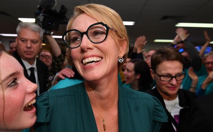 Independent Zoe Daniel has ousted Liberal Tim Wilson in the seat of Goldstein.(AAP: Joel Carrett) 