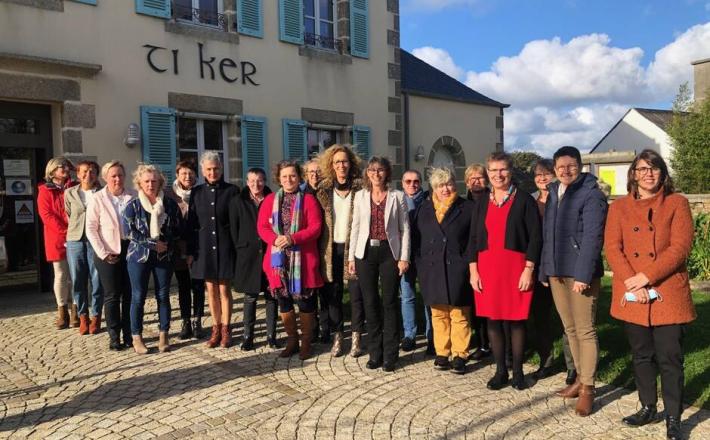 La 15e rencontre annuelle des femmes maires du département a eu lieu ce jeudi 25 novembre 2021, à Landéda, près de Brest. Une vingtaine d’élues y ont participé. | OUEST-FRANCE