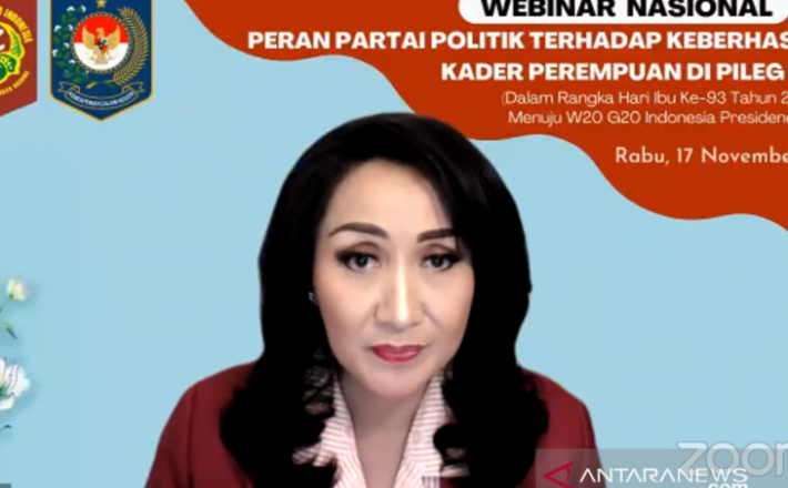 Screenshot of Chairwoman of the Indonesian Women's Congress (Kowani) Giwo Rubianto presenting her opening remarks during a webinar hosted by Kowani and viewed from Jakarta on Wednesday (Nov 17, 2021). ANTARA/Tri Meilani Ameliya. Screenshot of Chairwoman of the Indonesian Women's Congress (Kowani) Giwo Rubianto presenting her opening remarks during a webinar hosted by Kowani and viewed from Jakarta on Wednesday (Nov 17, 2021). ANTARA/Tri Meilani Ameliya.