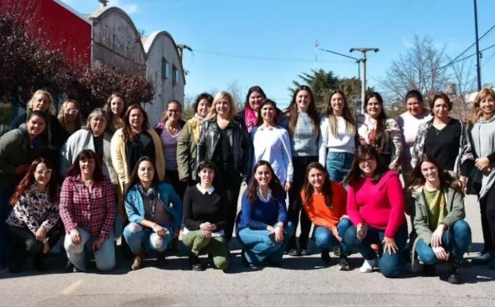 Unas 30 mujeres políticas se reunieron este viernes a debatir en Naschel. Foto: Gentileza - Diario de la República