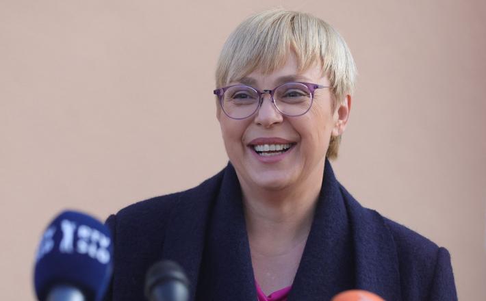 Slovenian presidential candidate Natasa Pirc Musar speaks to the media during the second round of presidential elections in Radomlje, Slovenia, November 13, 2022. REUTERS/Borut Zivulovic