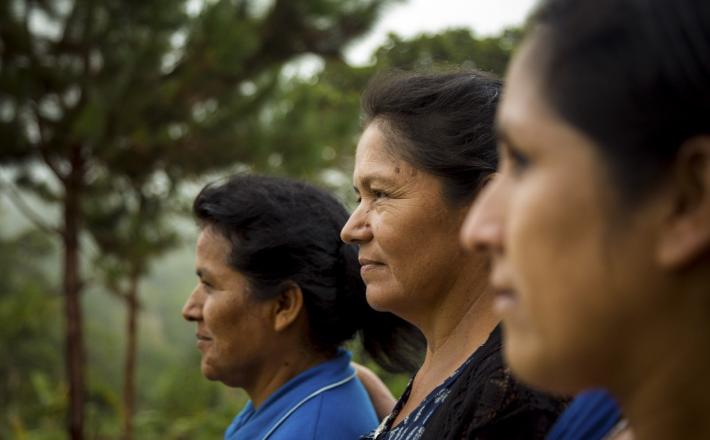 The International Day of World’s Indigenous Peoples highlights 2022 celebrates the role of Indigenous women in the preservation and transmission of traditional knowledge. (Picture UNDP)