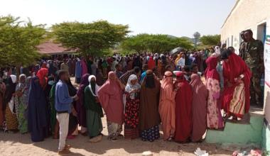 Voters queue outside a polling station in the Somaliland 2021 elections. Credit: Somaliland International Election Observation Mission 2021