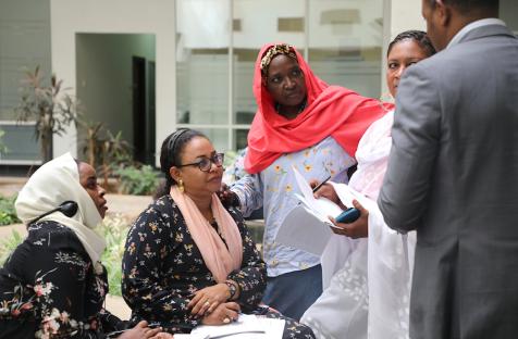 Sudanese women discussing alliance building during the seminar, June 2022. Photo:  UN Women Sudan