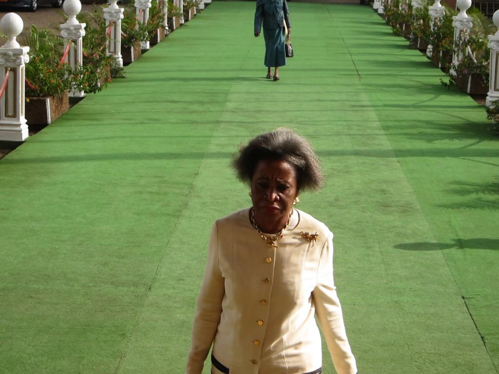 Genevieve Tjoues, Vice présidente du Sénat, Cameroun