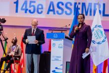 Esperance Nyirasafari (Rwanda), Ivan Flores (Chile)/  IPU